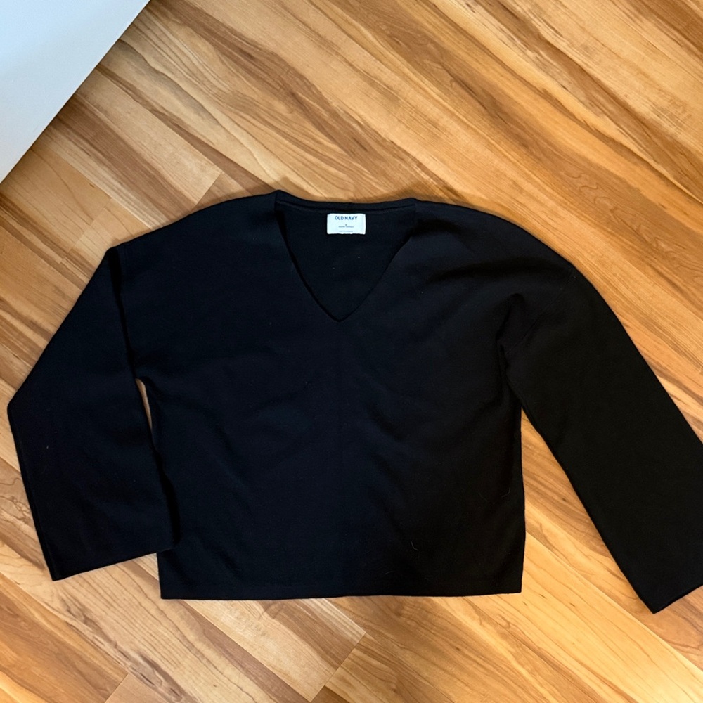 Old Navy Bell Sleeve Black V-Neck Sweater